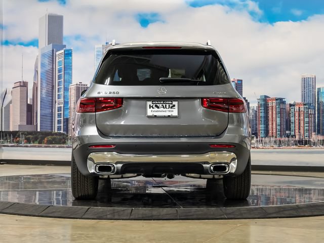 Used 2026 Mercedes-Benz GLB 250 4MATIC image 11