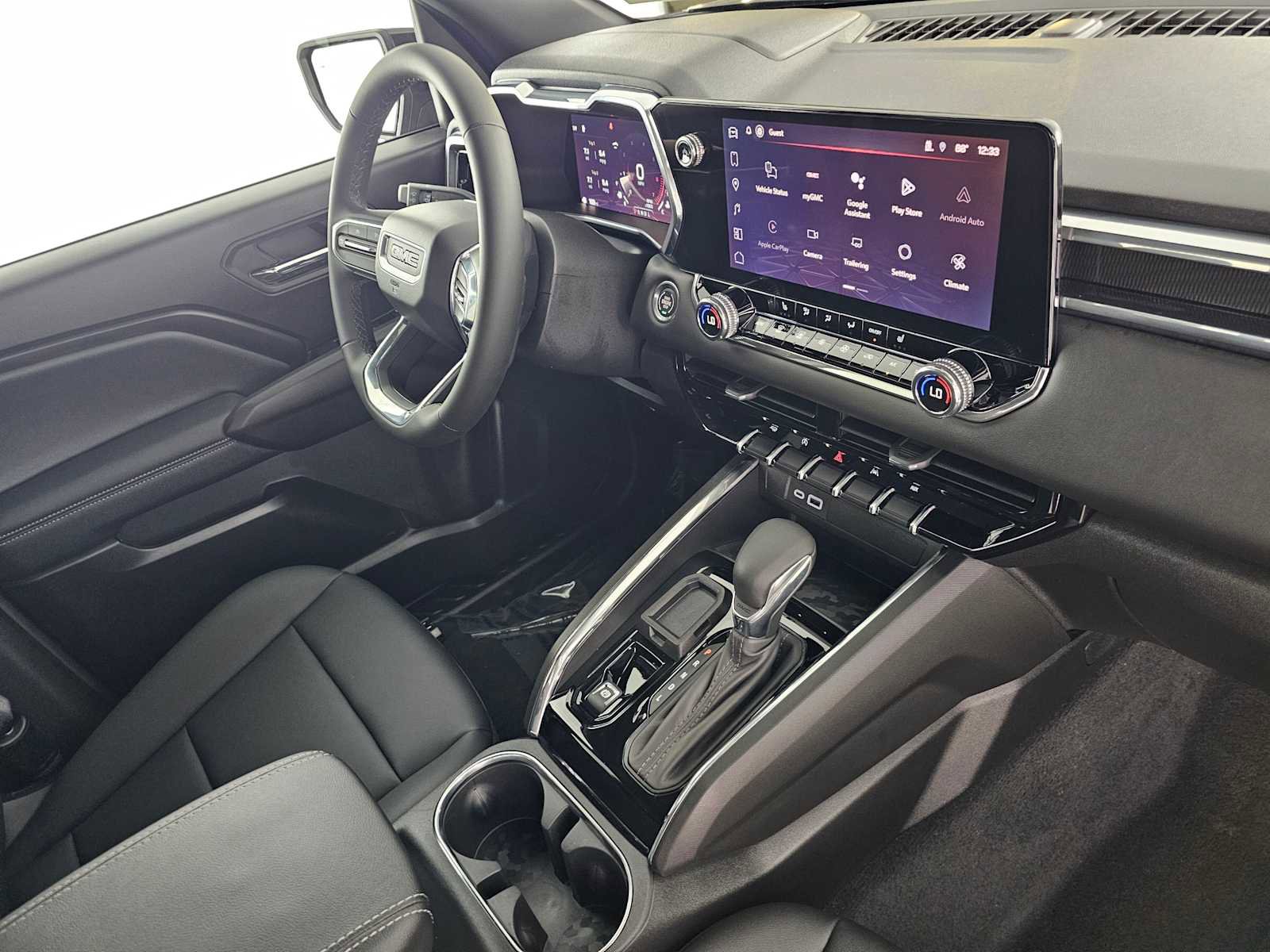 New 2026 GMC Canyon Elevation w/ Convenience Package RWD image 11