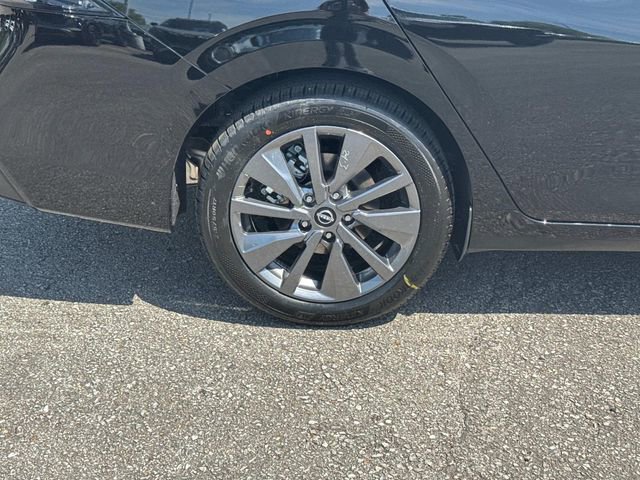 New 2026 Nissan Sentra SL w/ Floor Mat Package FWD image 11