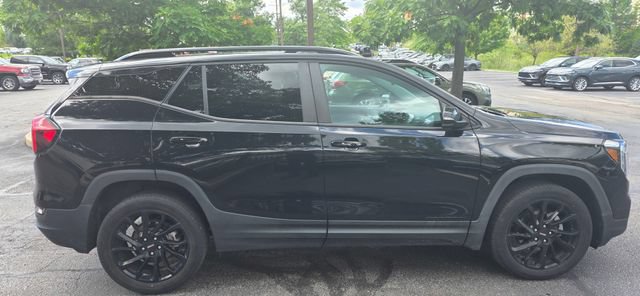 Used 2023 GMC Terrain SLE w/ Driver Convenience Package AWD/4WD image 6