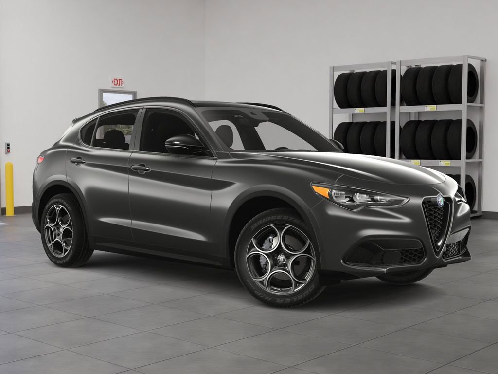 New 2025 Alfa Romeo Stelvio Sprint image 7