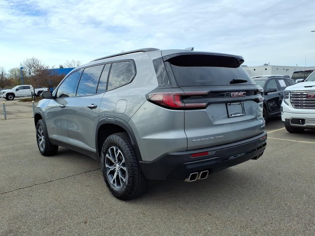 Used 2024 GMC Acadia AT4 w/ Luxury Package AWD/4WD image 7