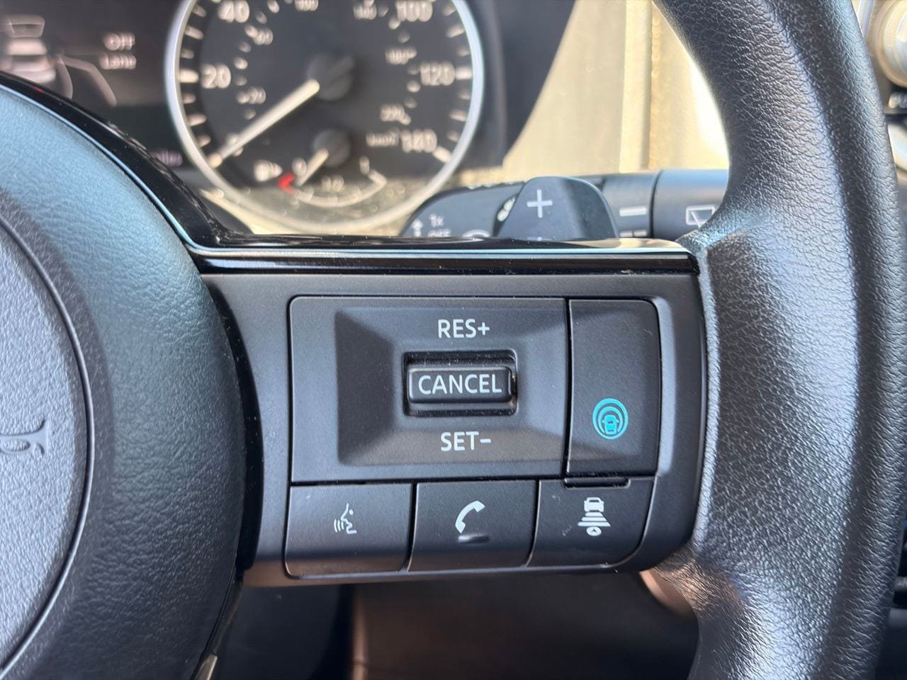 Used 2021 Nissan Rogue SV FWD image 24