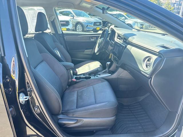 Used 2017 Toyota Corolla LE FWD image 9