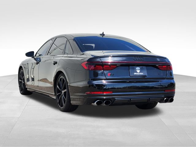 Used 2022 Audi S8 w/ S8 Comfort Plus Package AWD/4WD image 7