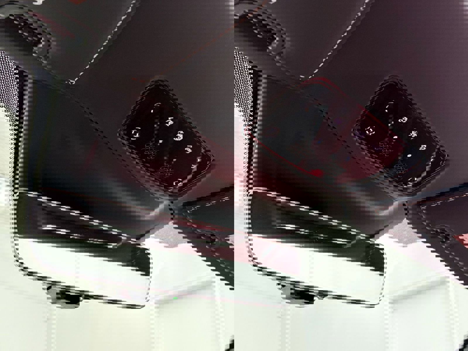 Used 2025 Ferrari Roma Spider image 29