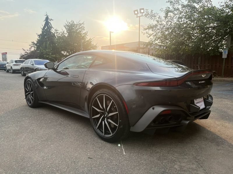 Used 2020 Aston Martin V8 Vantage Coupe RWD image 5
