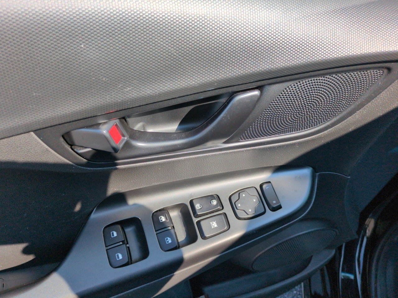 Used 2023 Hyundai Kona N Line FWD image 12