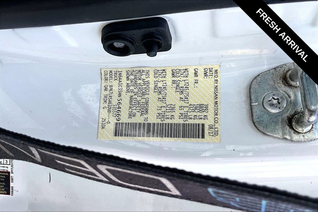 Used 2017 Nissan Titan S AWD/4WD image 16