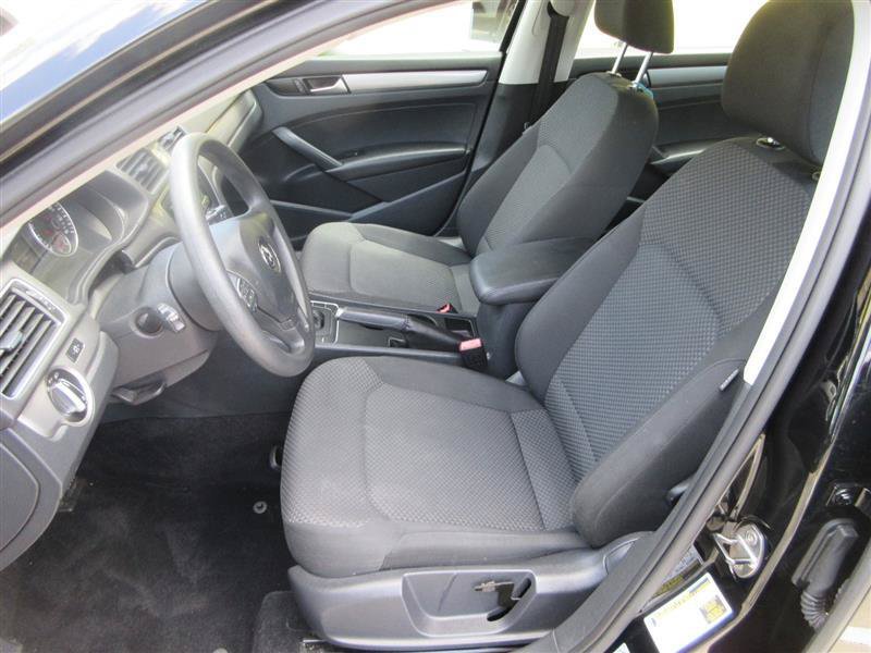 Used 2014 Volkswagen Passat 1.8T S FWD image 14