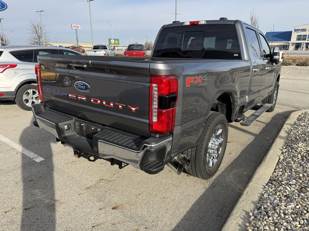 Used 2023 Ford F250 Lariat w/ Tow Technology Package image 10