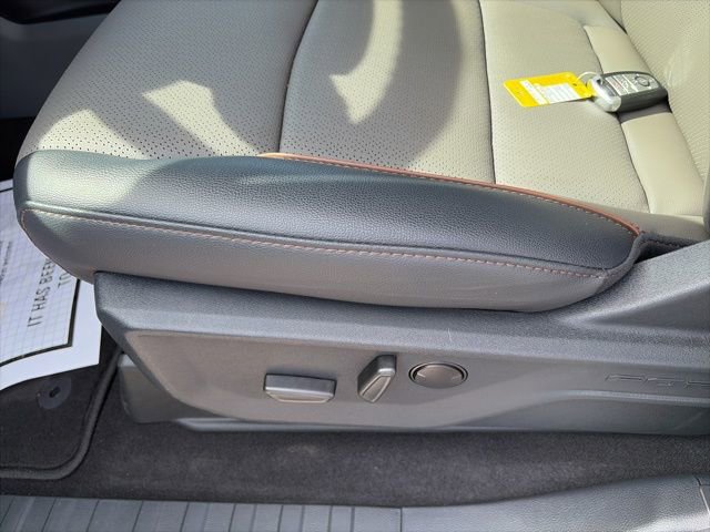 New 2025 Ford F150 Lariat w/ Equipment Group 501A Mid image 17