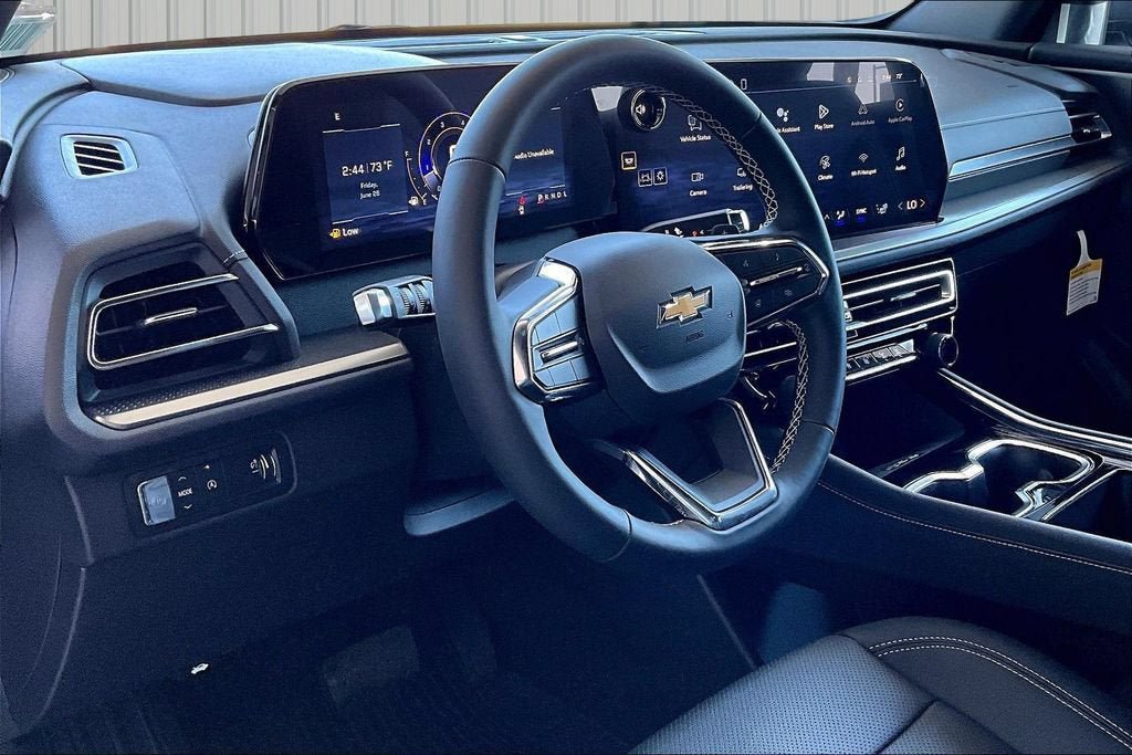 New 2026 Chevrolet Traverse LT w/ Driver Confidence Package FWD image 3