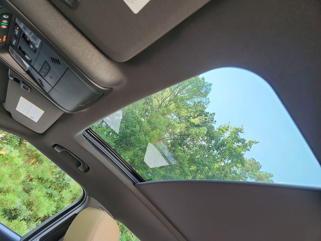 Certified 2025 Chevrolet Blazer Premier w/ Driver Confidence II Package image 23