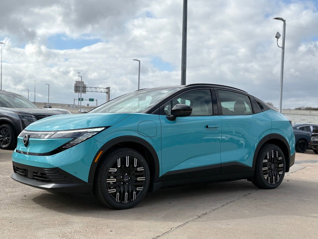 New 2026 Nissan Leaf Platinum+ w/ Cargo Package (Platinum+) image 4