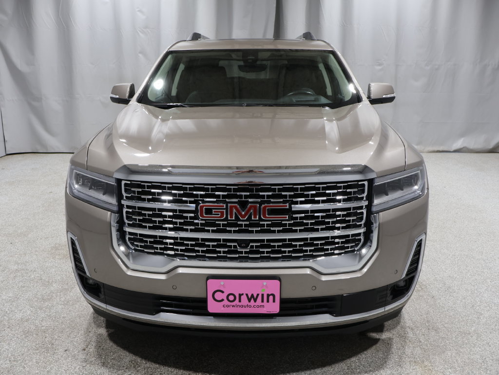 Used 2022 GMC Acadia Denali w/ Denali Ultimate Package AWD/4WD image 8