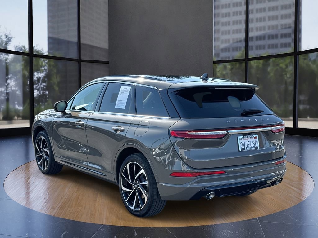 Used 2025 Lincoln Corsair Grand Touring w/ Equipment Group 301A image 4