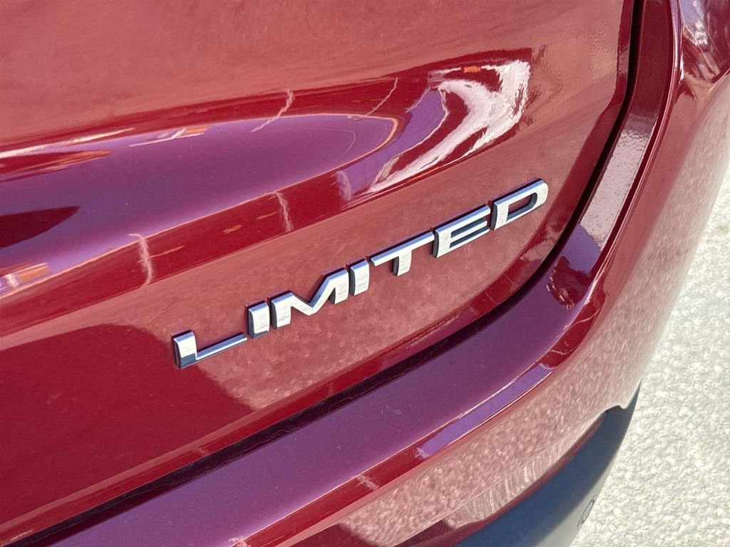 Used 2024 Jeep Compass Limited image 30