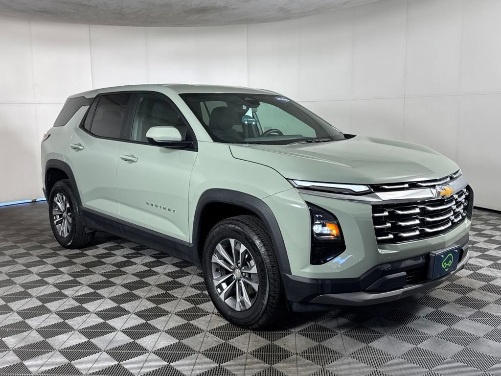 Certified 2026 Chevrolet Equinox LT AWD/4WD image 3