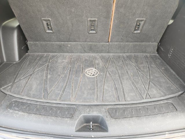 Used 2018 Buick Enclave Premium w/ Experience Buick Package FWD image 33