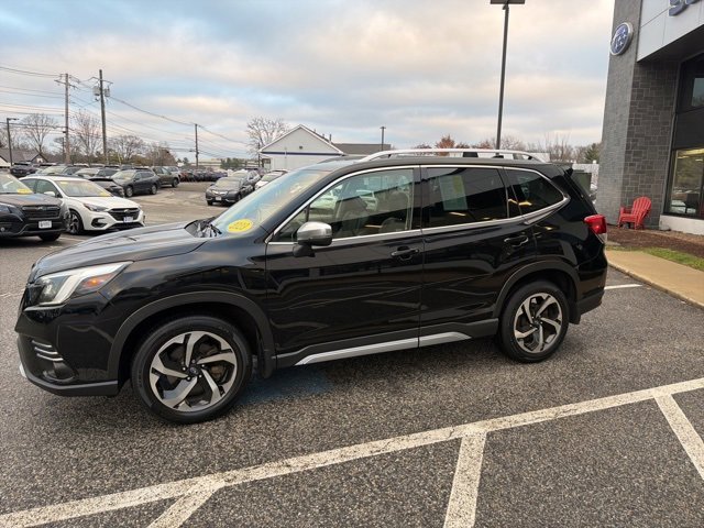 Used 2023 Subaru Forester Touring image 2