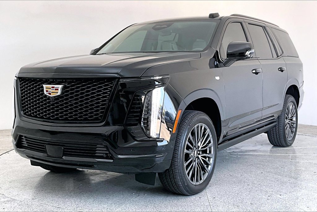Used 2026 Cadillac Escalade Platinum Sport w/ LPO, Floor Liner Package AWD/4WD image 12