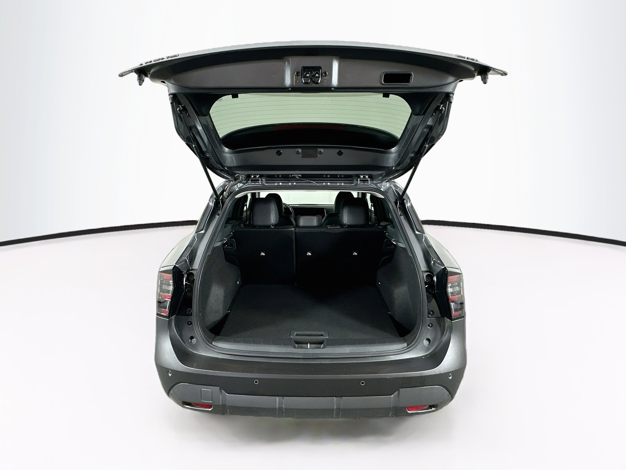 Used 2026 Nissan Kicks SR FWD image 27