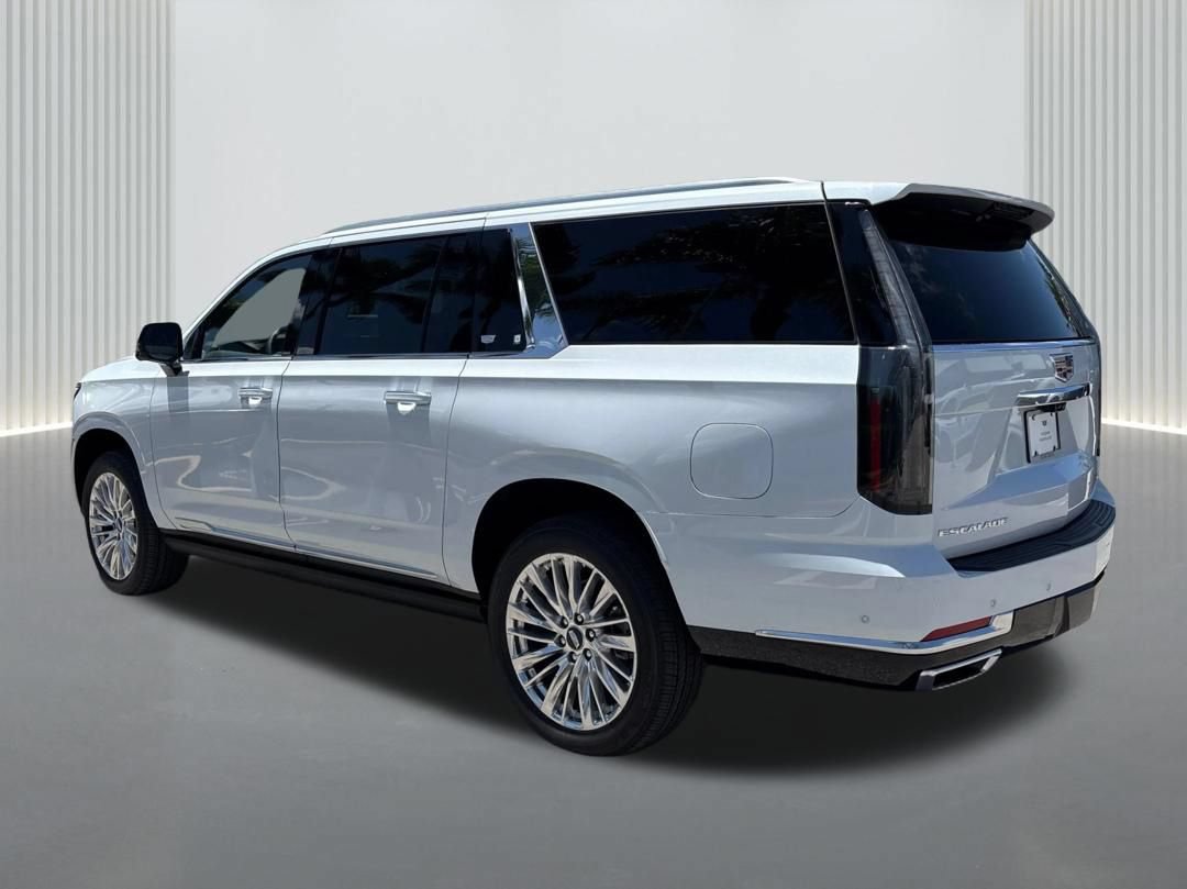 New 2026 Cadillac Escalade ESV Luxury AWD/4WD image 7