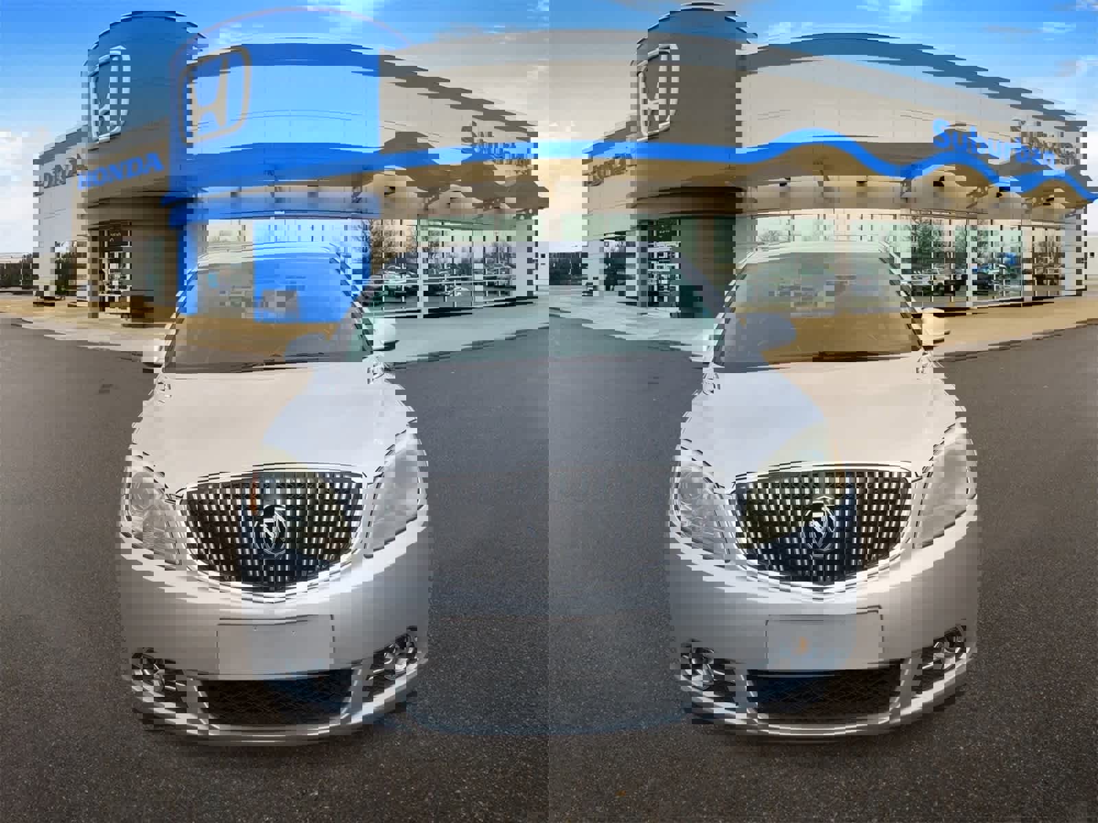 Used 2013 Buick Verano Leather image 3