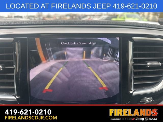 Used 2020 Chrysler Pacifica Limited image 31