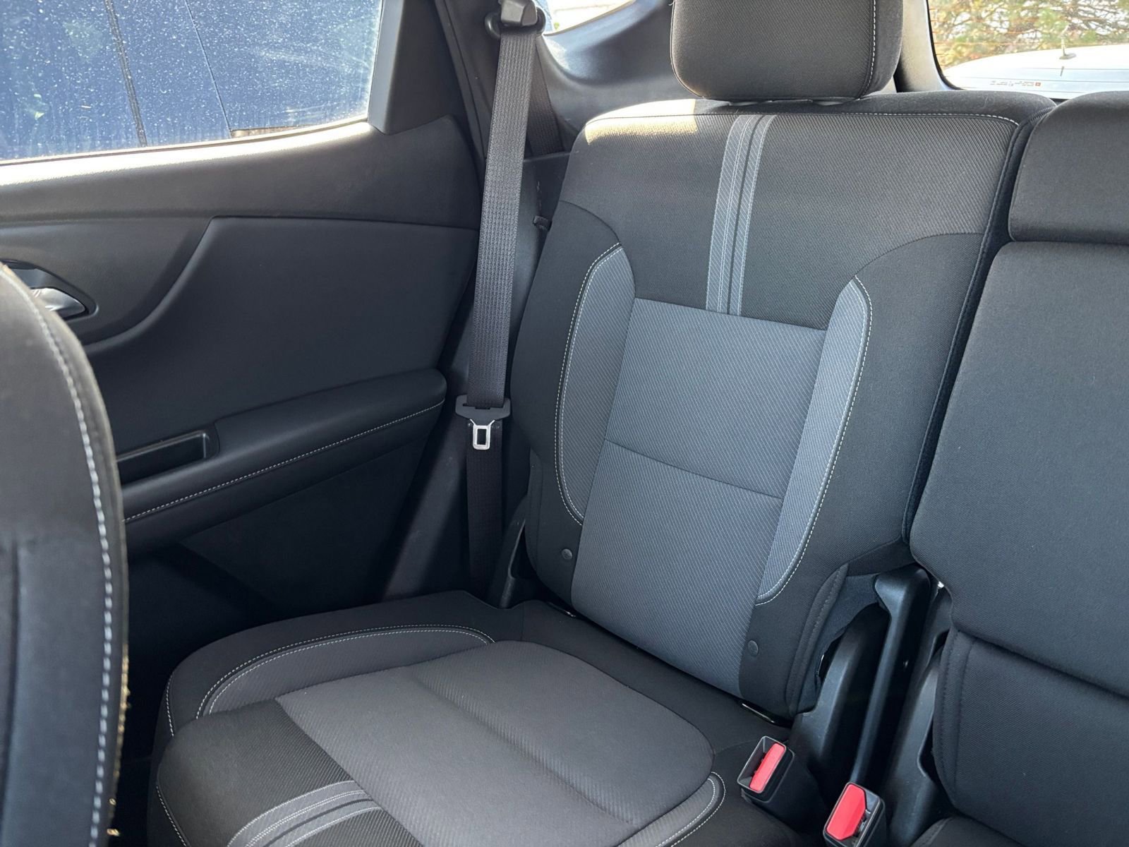 Used 2025 Chevrolet Blazer LT image 41