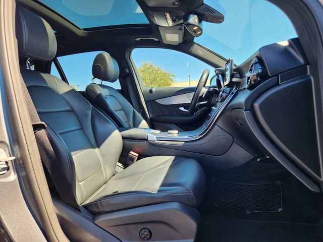 Used 2019 Mercedes-Benz GLC 300 image 21