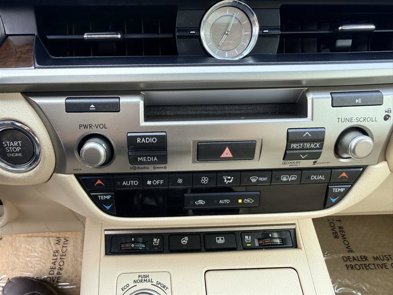 Used 2013 Lexus ES 350 w/ Luxury Pkg FWD image 33