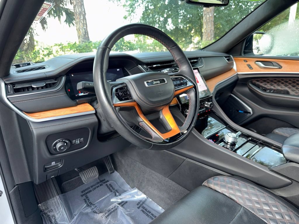 Used 2021 Jeep Grand Cherokee L Summit AWD/4WD image 21