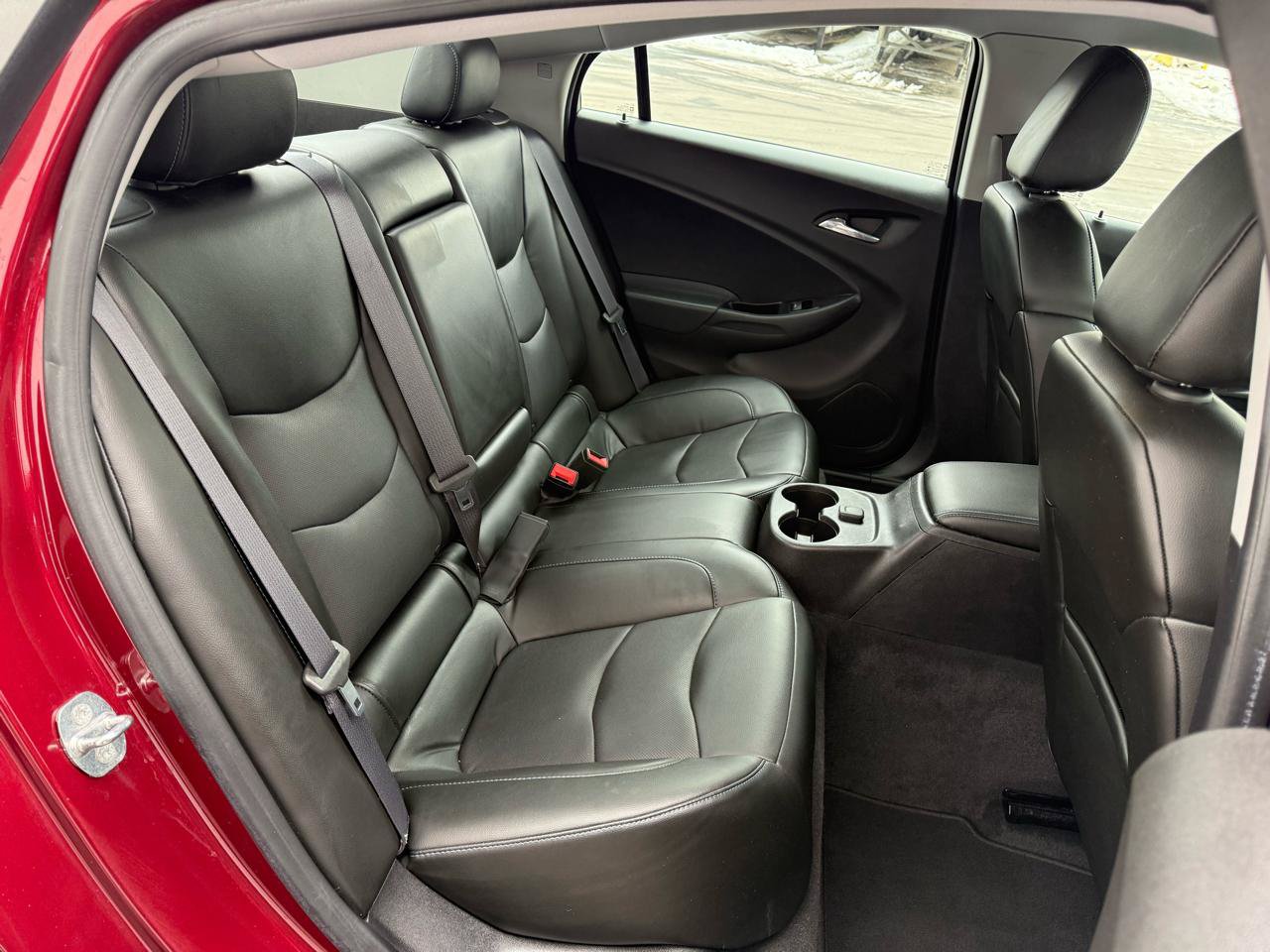 Used 2017 Chevrolet Volt LT w/ Comfort Package FWD image 15