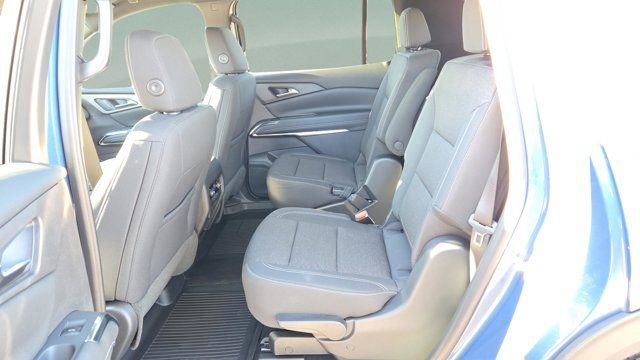 New 2026 Chevrolet Traverse LT w/ Driver Confidence Package image 11