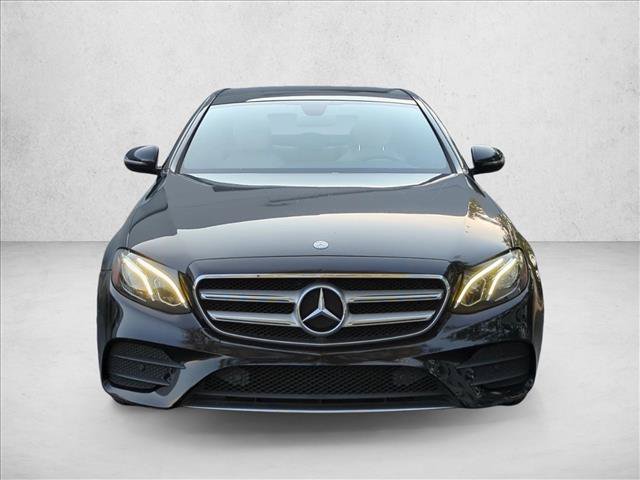 Used 2017 Mercedes-Benz E 300 image 2