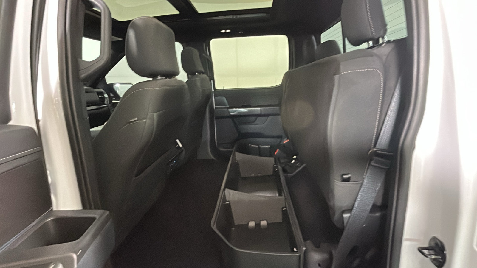 Used 2022 Ford F150 XLT w/ Equipment Group 302A High AWD/4WD image 32
