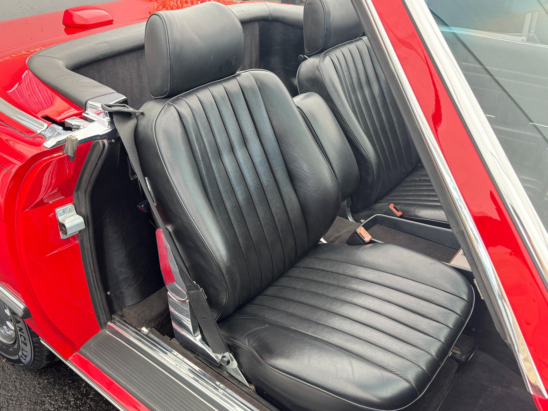 Used 1987 Mercedes-Benz 560 SL image 19