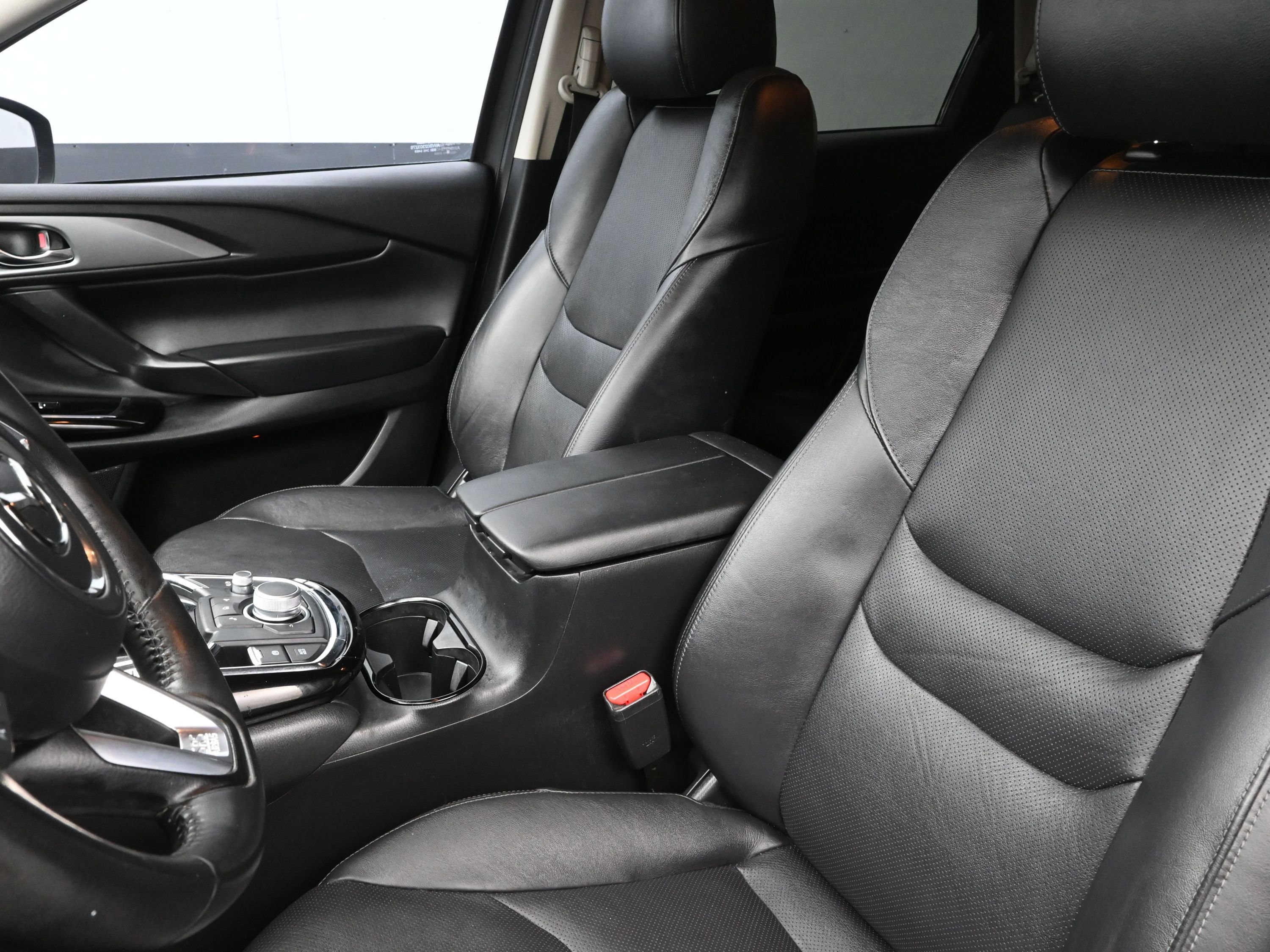 Used 2022 MAZDA CX-9 Touring image 3