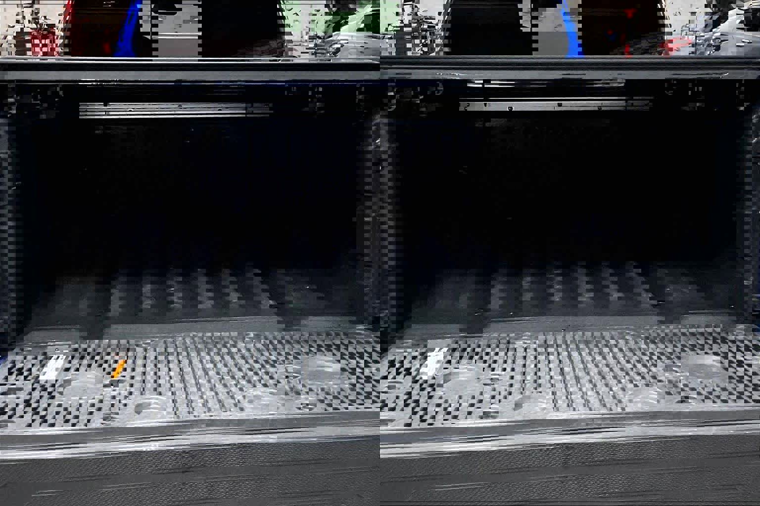 Used 2024 Nissan Frontier PRO-4X w/ Pro Convenience Package image 30