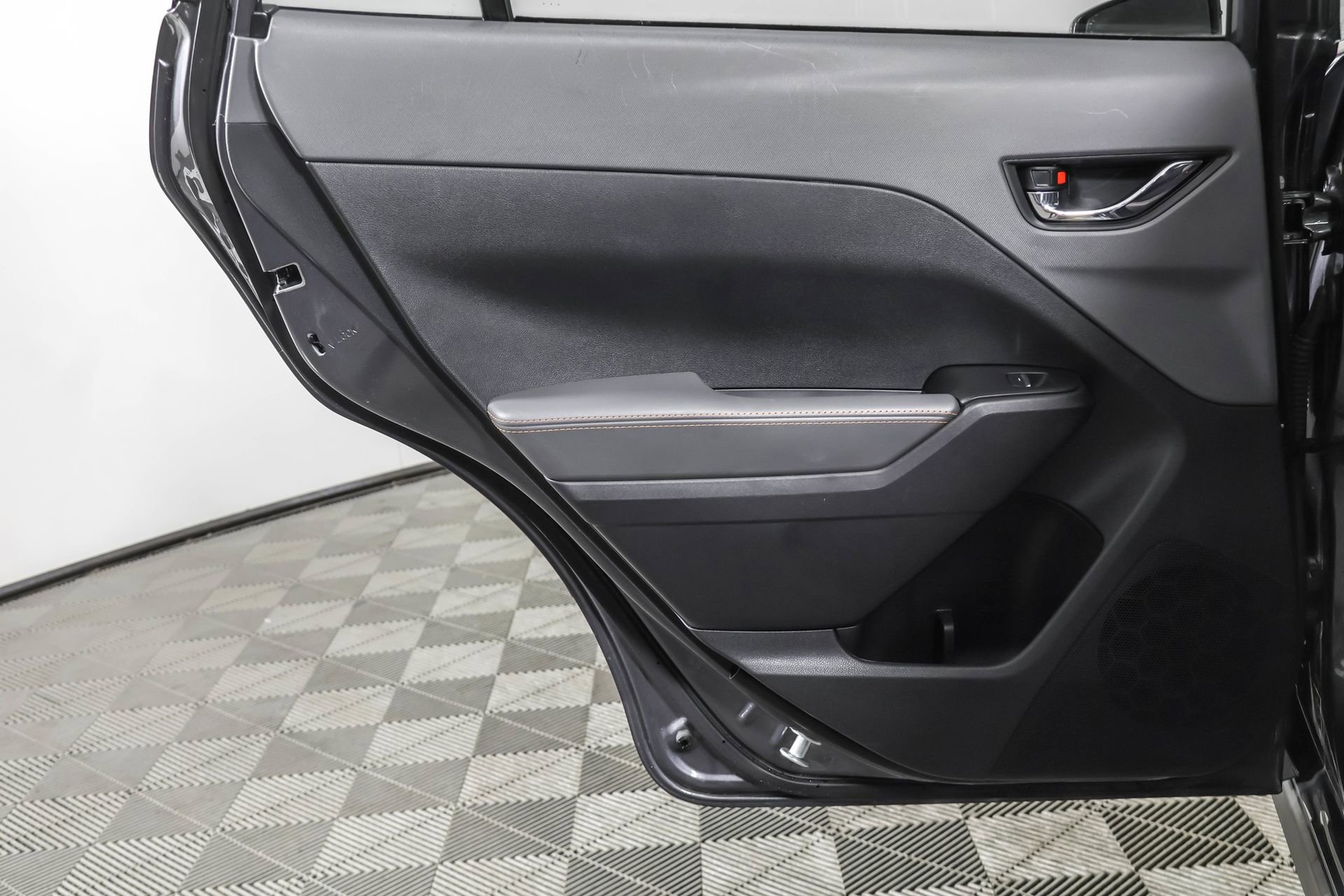 Used 2024 Subaru Crosstrek 2.5i Limited image 38