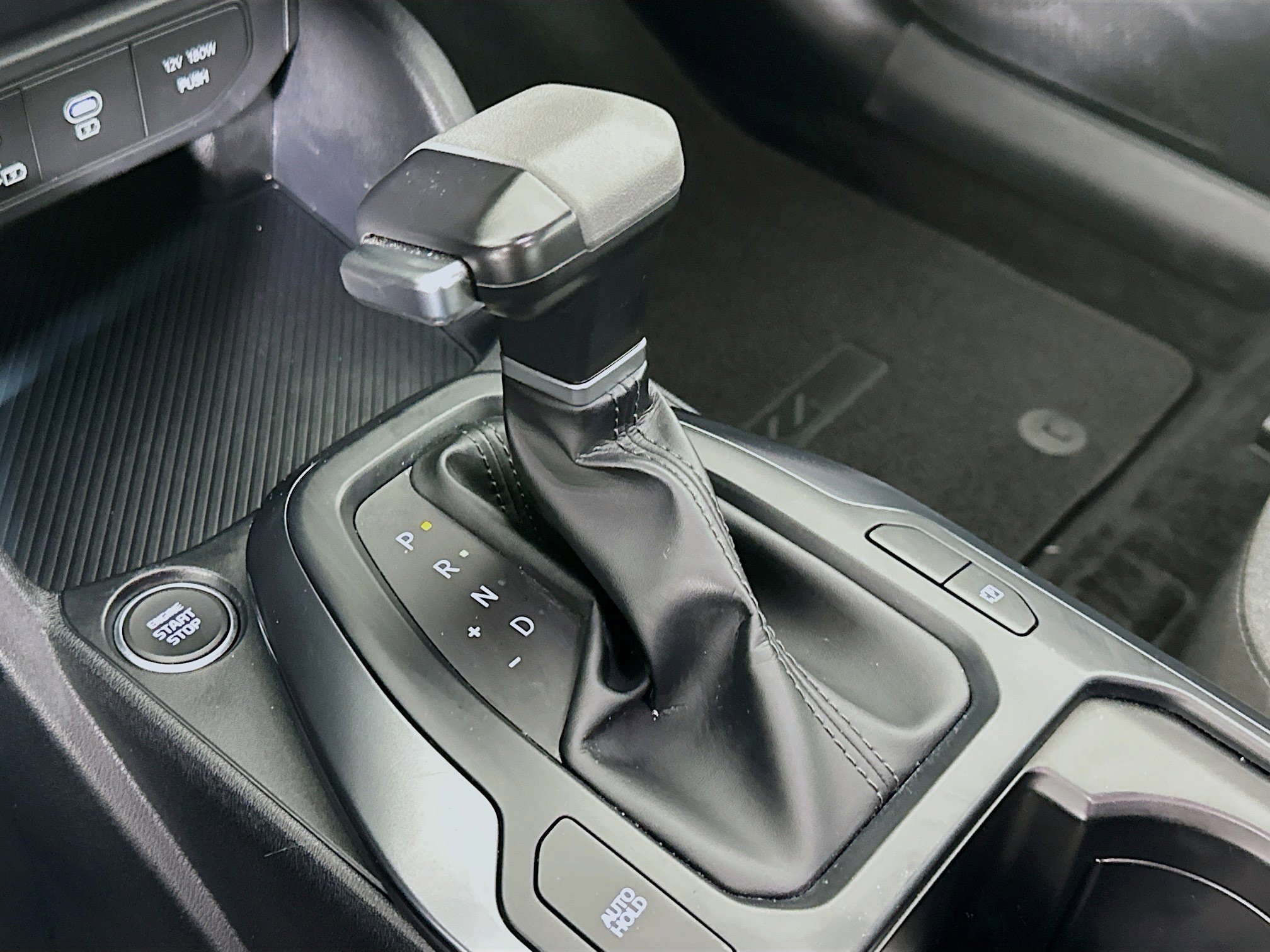 Used 2025 Kia K4 LXS image 25