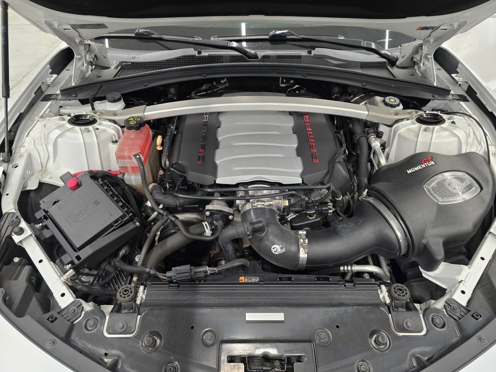 Used 2019 Chevrolet Camaro SS image 17