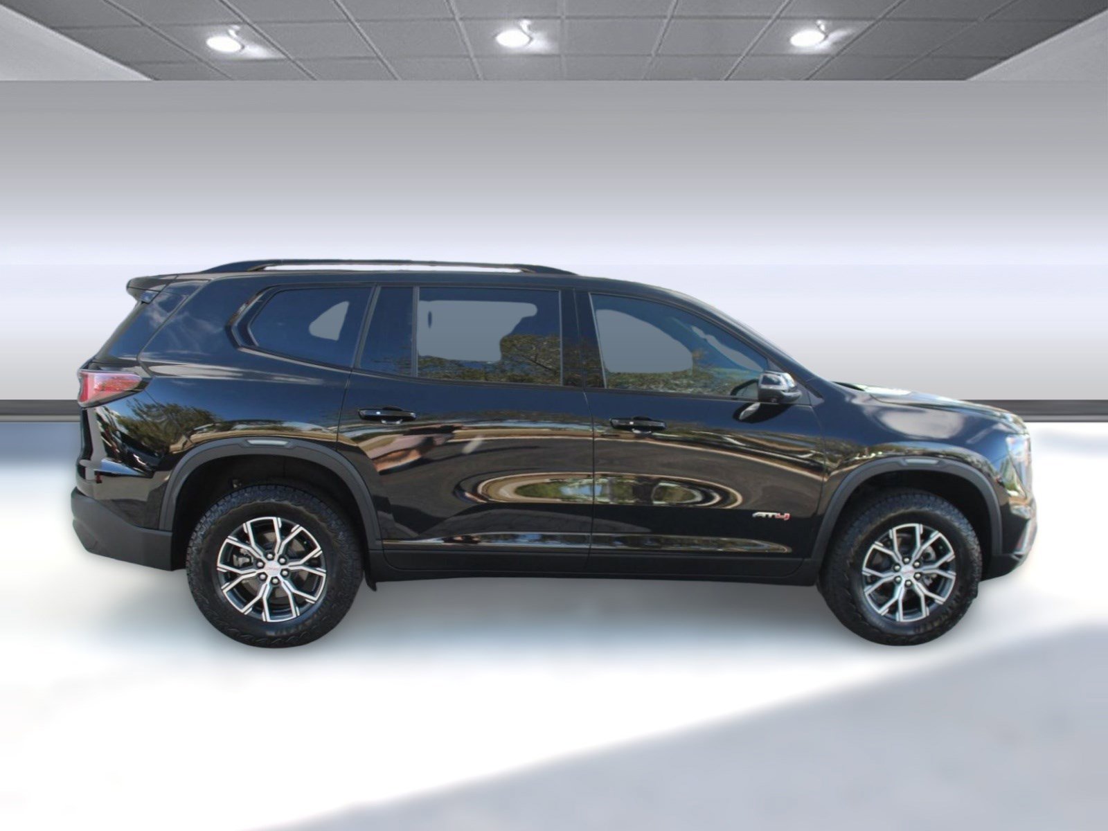 Used 2026 GMC Acadia AT4 image 8