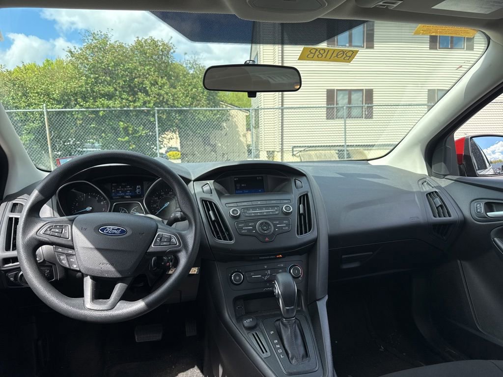 Used 2018 Ford Focus SE FWD image 10