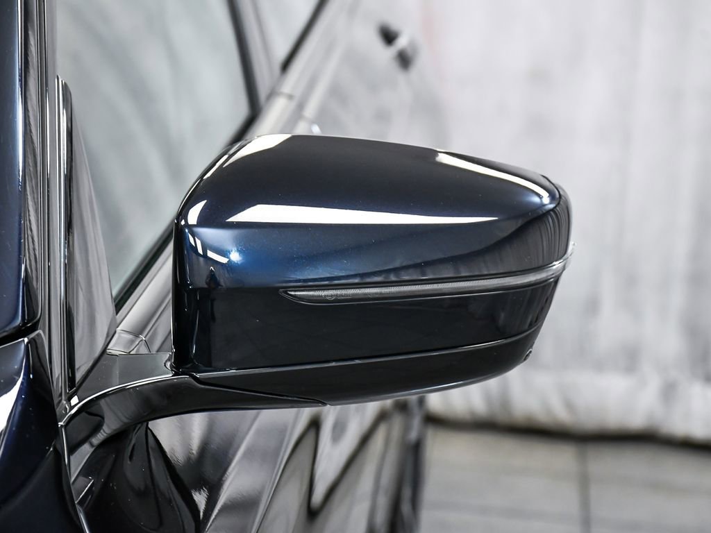 Used 2022 BMW 750i xDrive w/ Executive Package AWD/4WD image 88
