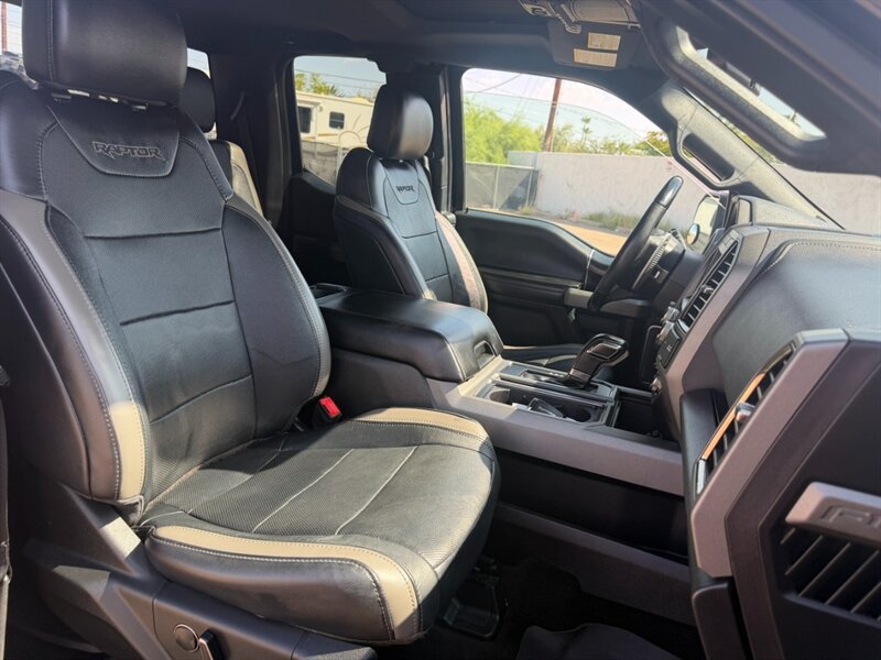 Used 2018 Ford F150 Raptor w/ Equipment Group 802A Luxury AWD/4WD image 30