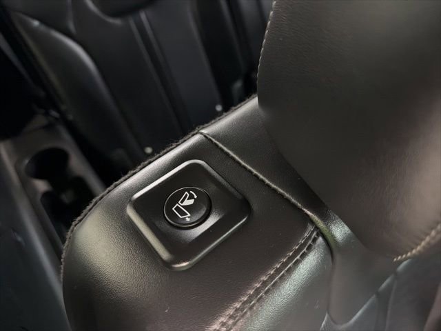 Used 2024 Kia Sorento S FWD image 10