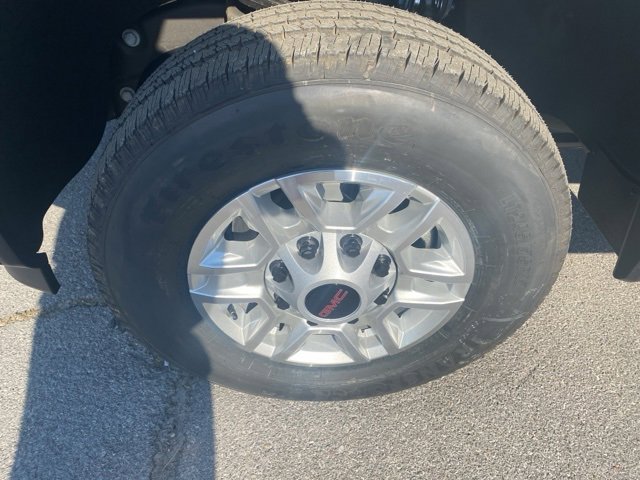 New 2025 GMC Sierra 2500 Pro image 10